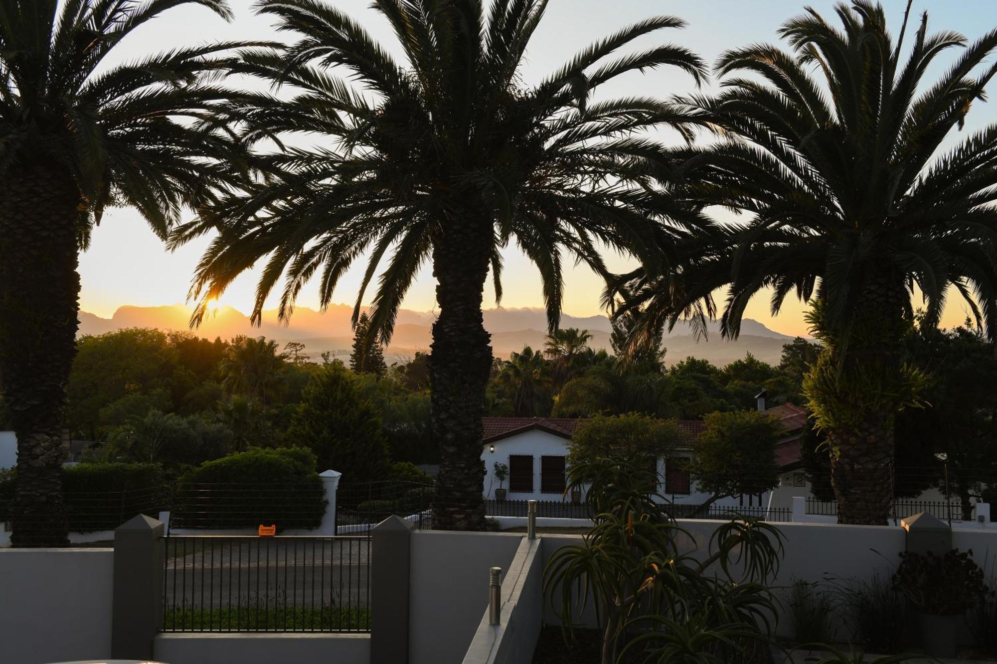 Four Palms Accommodation Durbanville Zewnętrze zdjęcie